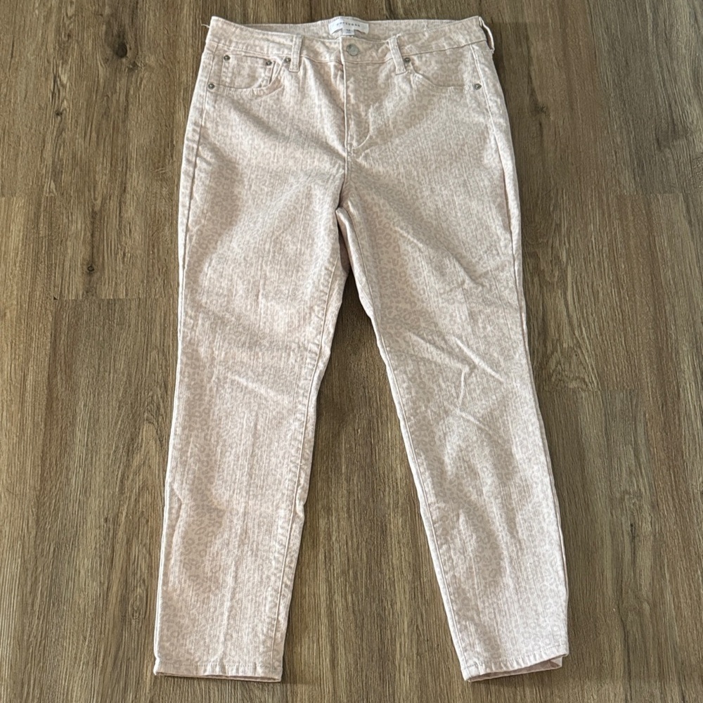 Chic Popsugar Light Pink Leopard Print Jeans